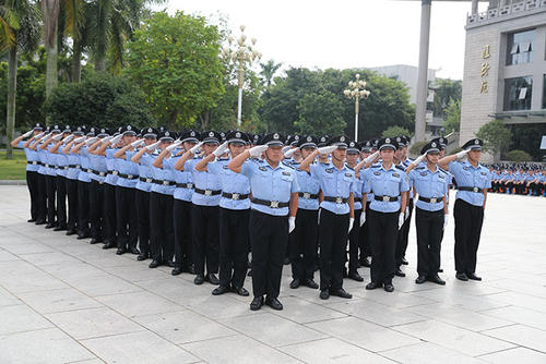 常德海乘职业学校,导游就业方向招生,高铁乘务专业招生,国际邮轮就业方向招生