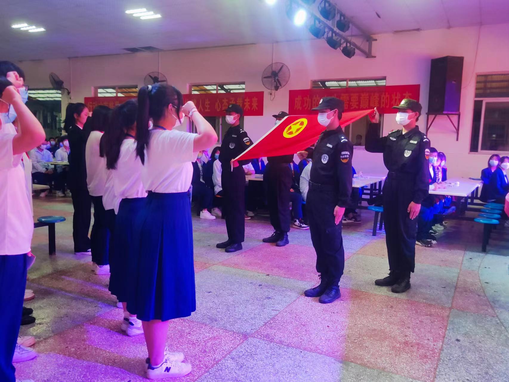 常德海乘职业学校,导游就业方向招生,高铁乘务专业招生,国际邮轮就业方向招生