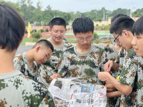 常德时代中等职业学校,新能源汽车,高铁乘务,运动训练,工业机器人就业方向招生