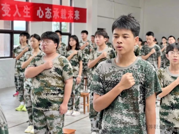 常德时代中等职业学校,新能源汽车,高铁乘务,运动训练,工业机器人就业方向招生 常德时代中等职业学校,新能源汽车,高铁乘务,运动训练,工业机器人就业方向招生