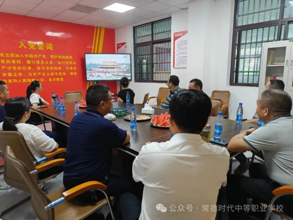 常德时代中等职业学校,新能源汽车,高铁乘务,运动训练,工业机器人就业方向招生